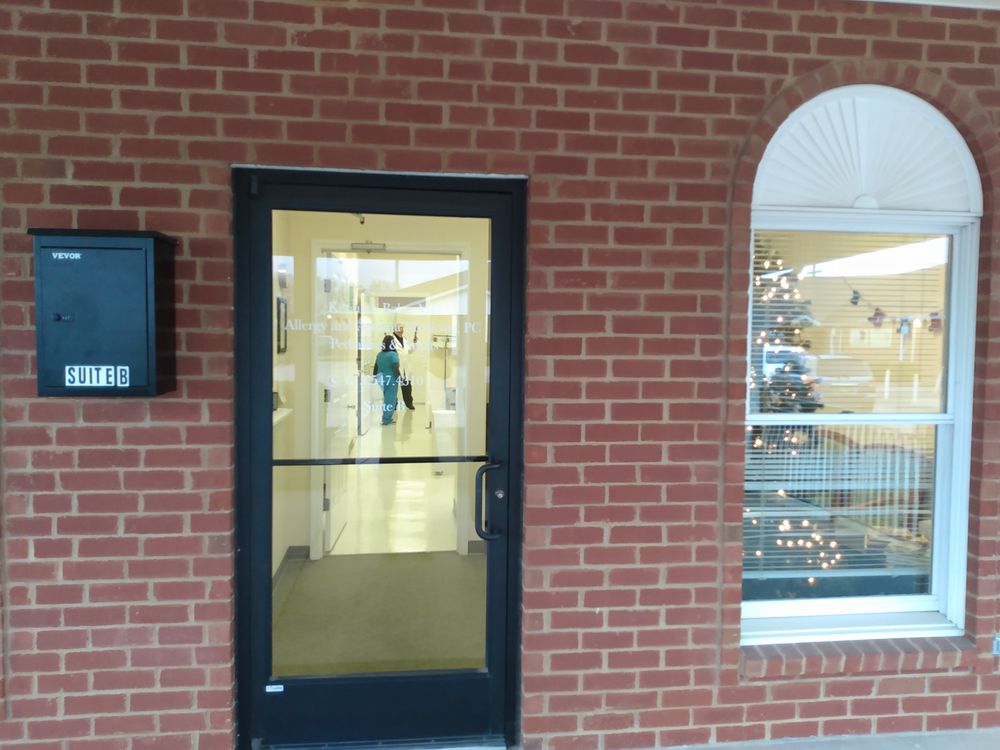 ALLERGY AND ASTHMA MEDICINE 1424 W Baddour Pkwy, Lebanon, Tennessee