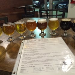 Baere Brewing Company - Beer flight of all the tasties