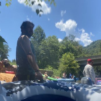 Wilderness Cove - Campgrounds Near Me - Saluda, North Carolina Wilderness Cove - Campgrounds Near Me - Saluda, North Carolina