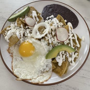 Cielito Cafe - Chilaquiles w/ green sauce - Breakfast & Brunch Near Me - Houston, Texas Cielito Cafe - Chilaquiles w/ green sauce - Breakfast & Brunch Near Me - Houston, Texas