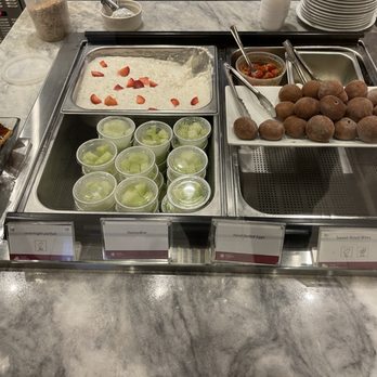Plaza Premium Lounge DFW Terminal E - Examples of morning foods - Airport Lounges Near Me - DFW Airport, Texas Plaza Premium Lounge DFW Terminal E - Examples of morning foods - Airport Lounges Near Me - DFW Airport, Texas