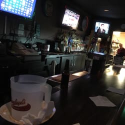 Fox's Sports Bar & Grille