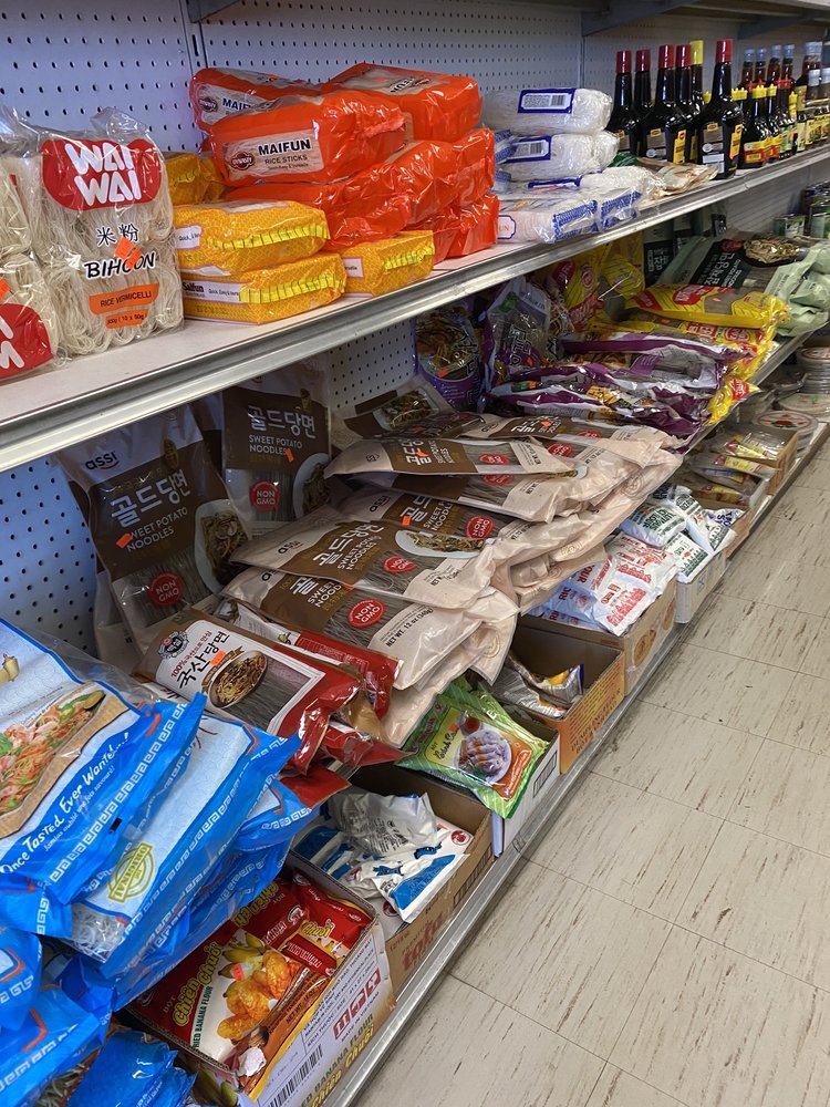 ORIENTAL FOOD & GIFT Updated September 2024 2842 Whipple Ave NW