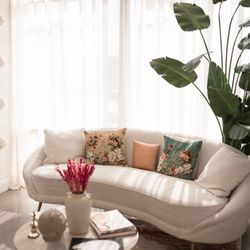 Waiting area, beautiful, airy, relaxing vibe