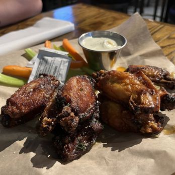 WOB Bar & Kitchen - 10 Piece WOB Chicken Wings, Buffalo and Garlic Parmesan - Pubs Near Me - Pooler, Georgia WOB Bar & Kitchen - 10 Piece WOB Chicken Wings, Buffalo and Garlic Parmesan - Pubs Near Me - Pooler, Georgia
