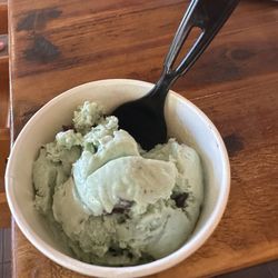 Rosey's Pizza - Mint gelato