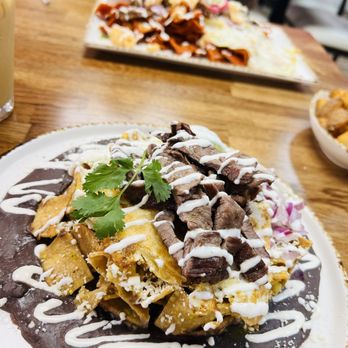 Madres Brunch - Green chilaquiles with steak - Breakfast & Brunch Near Me - Whittier, California Madres Brunch - Green chilaquiles with steak - Breakfast & Brunch Near Me - Whittier, California