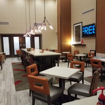 Hampton Inn & Suites Cincinnati / Kenwood - Breakfast sitting area - Hotels Near Me - Cincinnati, Ohio Hampton Inn & Suites Cincinnati / Kenwood - Breakfast sitting area - Hotels Near Me - Cincinnati, Ohio