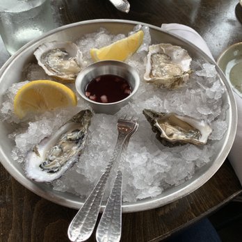 Downriggers - Oysters - American Near Me - Friday Harbor, Washington Downriggers - Oysters - American Near Me - Friday Harbor, Washington