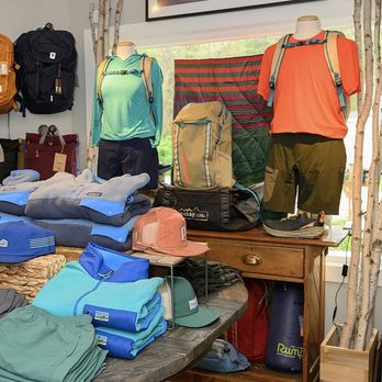 Kennebunk Outfitters - Outdoor Gear Near Me - Kennebunk, Maine Kennebunk Outfitters - Outdoor Gear Near Me - Kennebunk, Maine