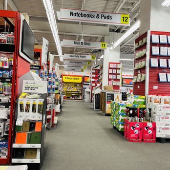 Staples - Shipping Centers Near Me - Bayside, New York