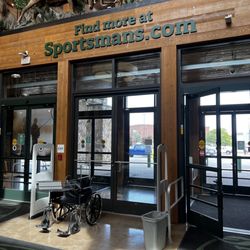 Sportsman's Warehouse