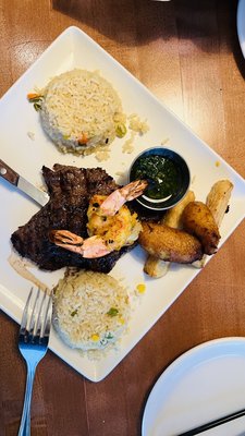 Gloria's Latin Cuisine by null
