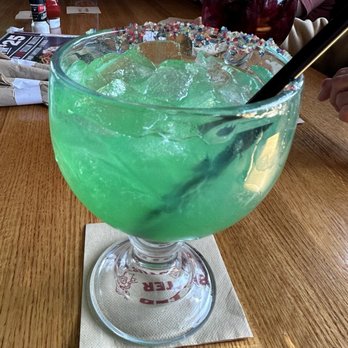 Applebee's Grill + Bar - Shamrock cocktail - Sports Bars Near Me - Alliance, Ohio