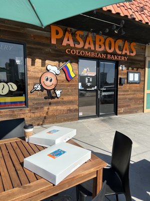Pasabocas Colombian Bakery by null