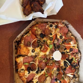Round Table Pizza - Pizza Near Me - Tacoma, Washington Round Table Pizza - Pizza Near Me - Tacoma, Washington