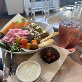 Grutogi Bistro - Mediterranean Bowl. - Salad Near Me - Flower Mound, Texas