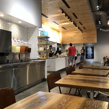 sweetgreen - Healthy Salads, Wraps, and Bowls - Inside - Salad Near Me - Arlington, Virginia