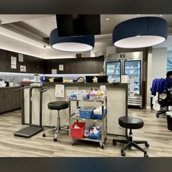Arise Infusion Therapy Services - The main desk, where you leave your paperwork.