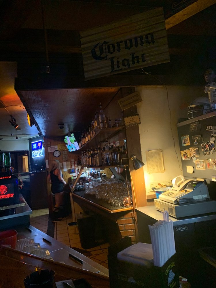 Peter's Sports Bar Logo