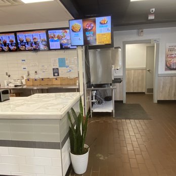 BTJ Wings - the inside of a fast food restaurant - Chicken Wings Near Me - Hopewell, Virginia BTJ Wings - the inside of a fast food restaurant - Chicken Wings Near Me - Hopewell, Virginia