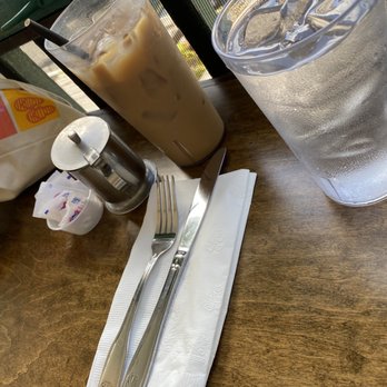 Eggs 'n Things - Iced Kona Blend Coffee - Breakfast & Brunch Near Me - Honolulu, Hawaii Eggs 'n Things - Iced Kona Blend Coffee - Breakfast & Brunch Near Me - Honolulu, Hawaii