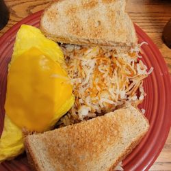 Murray's Restaurant - Meat lovers omelet