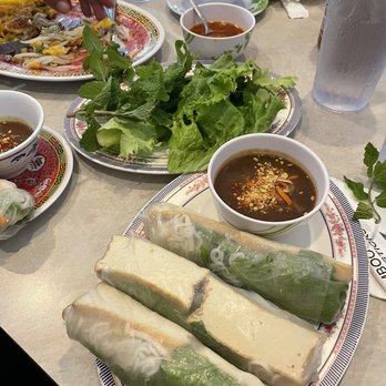 Bac Nam - Tofu Summer Roll with peanut sauce - Vietnamese Near Me - Honolulu, Hawaii Bac Nam - Tofu Summer Roll with peanut sauce - Vietnamese Near Me - Honolulu, Hawaii