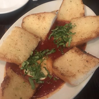 Pasta Palazzo - Baked goat cheese with garlic bread - Italian Near Me - Chicago, Illinois Pasta Palazzo - Baked goat cheese with garlic bread - Italian Near Me - Chicago, Illinois