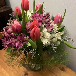 Danker  Florist - Perfect center pieces