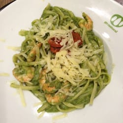 Go Natural - Linguine com camarão e pesto de agrião R$22,90