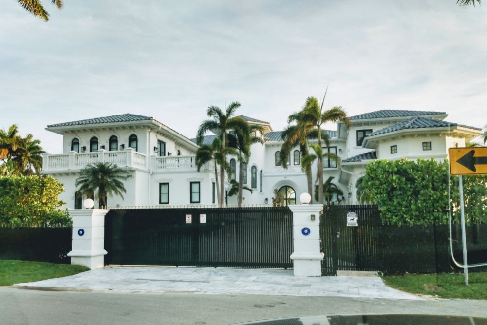 Slide of Modern Remodeling