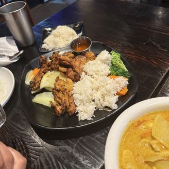 Buddha Thai Bistro - BBQ Chicken with side Streamed rice - Thai Near Me - Vacaville, California