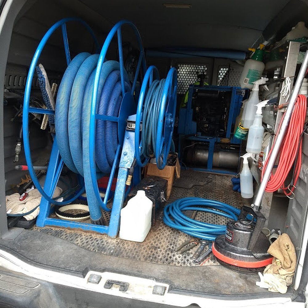 Power Steam Carpet Cleaning - Hoses. One does get hooked up to your water supply. In our case, an outdoor hose bib was used. - Carpet Cleaning Near Me - Fort Worth, Texas Power Steam Carpet Cleaning - Hoses. One does get hooked up to your water supply. In our case, an outdoor hose bib was used. - Carpet Cleaning Near Me - Fort Worth, Texas