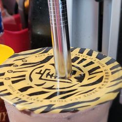 @Tiger Sugar; 12/21/2022. Thnx again Hubby David 4 picking up this Ono Malt Boba Drink 4 me!! Appreciate U David!! I'd rate this place 5***.