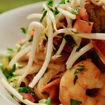 Tartinizza - huge shrimp pad thai - Pizza Near Me - Sutton, Quebec Tartinizza - huge shrimp pad thai - Pizza Near Me - Sutton, Quebec