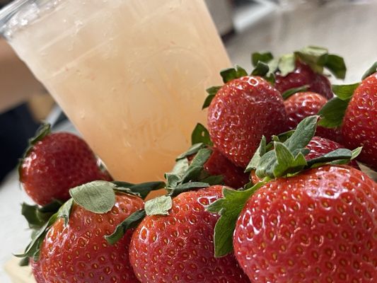 MiaCane Vietnamese Coffee, Juicery , and Acai by null