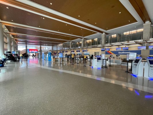 Bill and Hillary Clinton National Airport by null