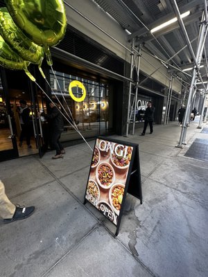 ONGI (41st/3ave) by null