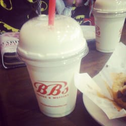 BB's Coffee & Muffins - Milkshake as they no longer do frappes! Still it's really good.
