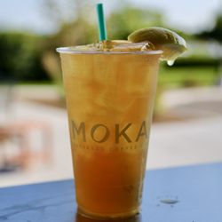 Moka - SporTea w/ Lemon wedge