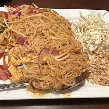 JP Asian Fusion - Chicken Pad Thai - Asian Fusion Near Me - Modesto, California JP Asian Fusion - Chicken Pad Thai - Asian Fusion Near Me - Modesto, California