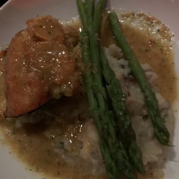 Bodega Restaurant & Lounge - Salmon dinner - Mediterranean Near Me - Cleveland Heights, Ohio