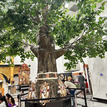 Sai Datta Peetham - Inside - Hindu Temples Near Me - Edison, New Jersey