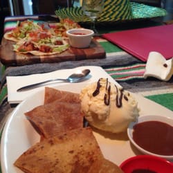 La Casita Mexican Restaurant - He has tacos, I have dessert!