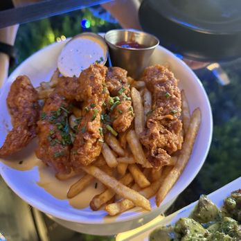 Freddy’s Chophouse - Buffalo strips - American Near Me - San Diego, California