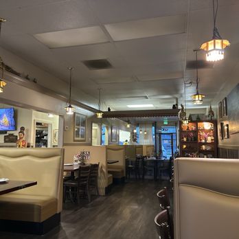 Chili Thai - Silverdale - Very comfortable seating - Thai Near Me - Silverdale, Washington Chili Thai - Silverdale - Very comfortable seating - Thai Near Me - Silverdale, Washington