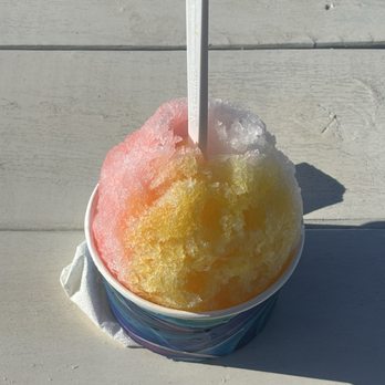 Peace Love Shave Ice - Customers Fave - Shaved Ice Near Me - Lahaina, Hawaii