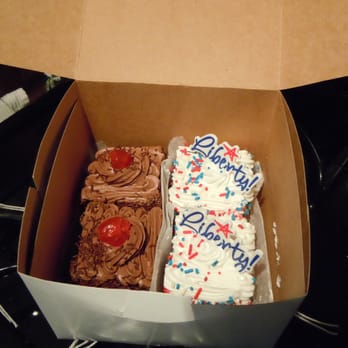 Weber’s Bakery - Mini cakes - Bakeries Near Me - Chicago, Illinois Weber’s Bakery - Mini cakes - Bakeries Near Me - Chicago, Illinois