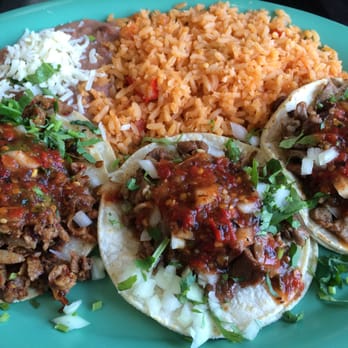 Tres Potrillos - 3 Tacos Plate. My choice of meats were Carne Asada (right two) and Al Pastor (left). - Mexican Near Me - Sunnyvale, California Tres Potrillos - 3 Tacos Plate. My choice of meats were Carne Asada (right two) and Al Pastor (left). - Mexican Near Me - Sunnyvale, California